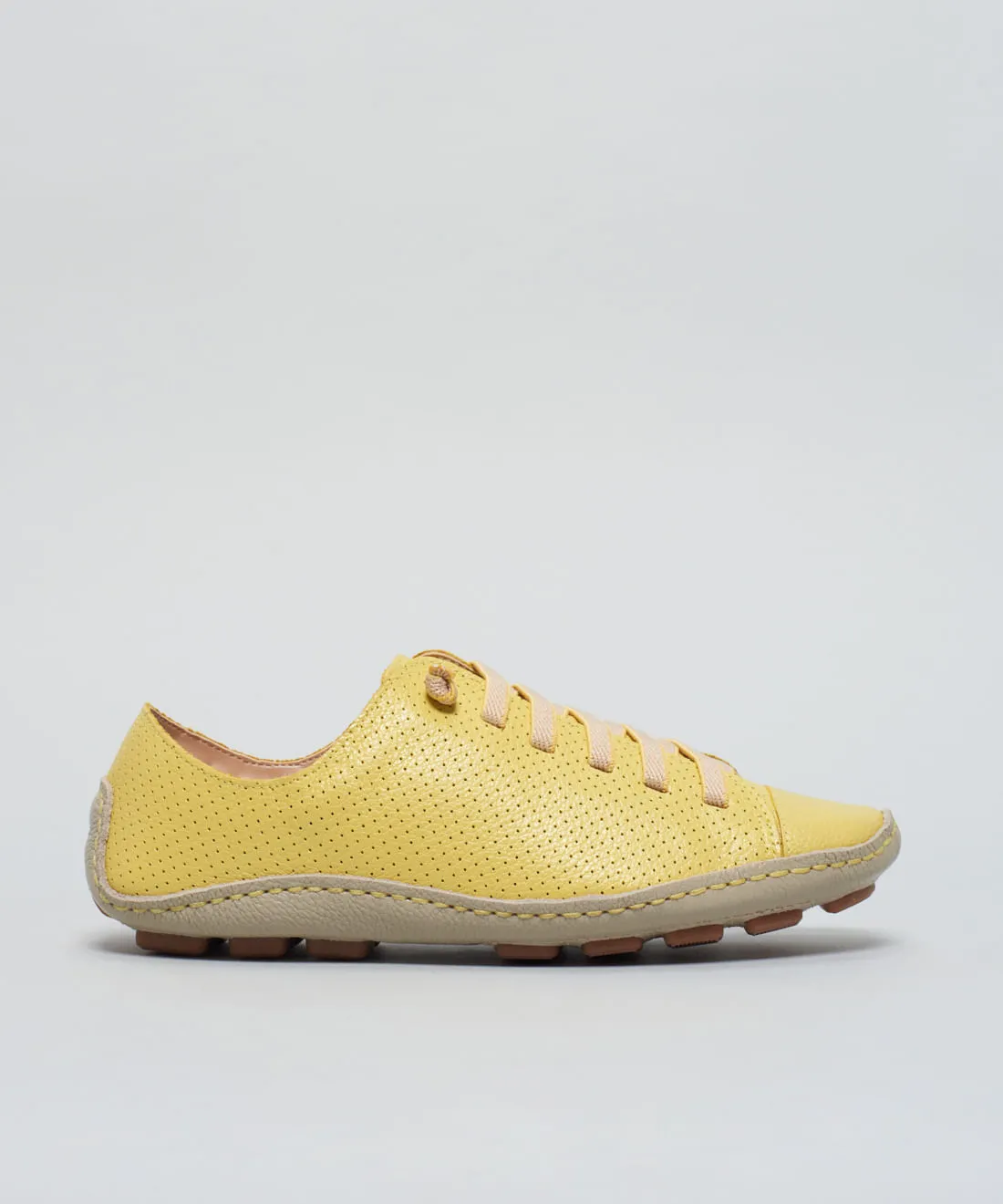 01070317_0467_01-TENIS-PERFUROS-BICOLOR-1