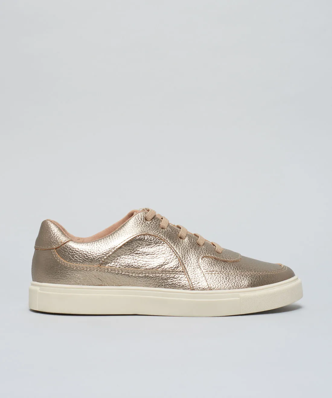 01070437_0015_01-TENIS-COURO-PEPA-ELASTICO-1