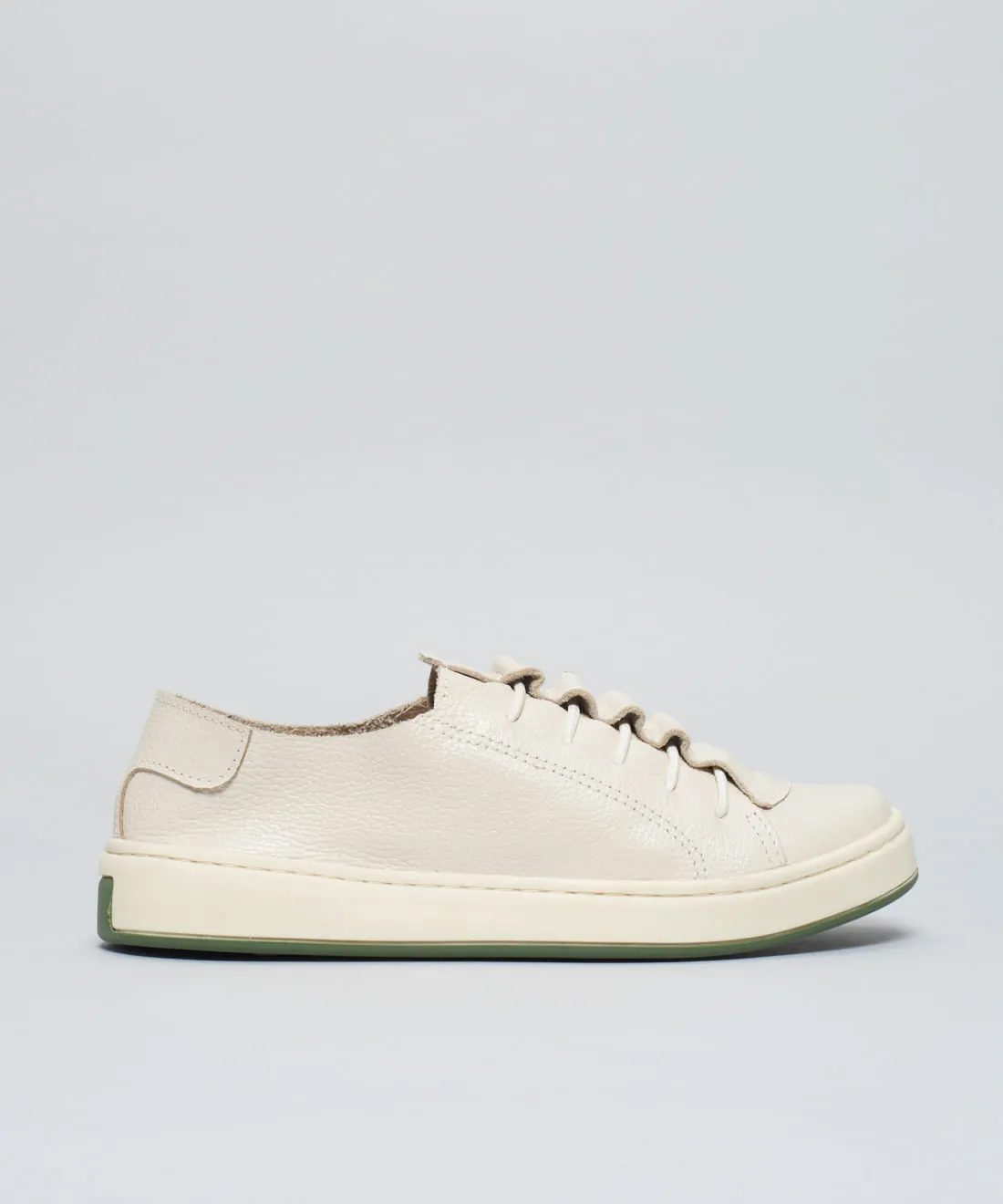 01070439_0006_01-TENIS-COURO-CASUAL-ELASTICO-1