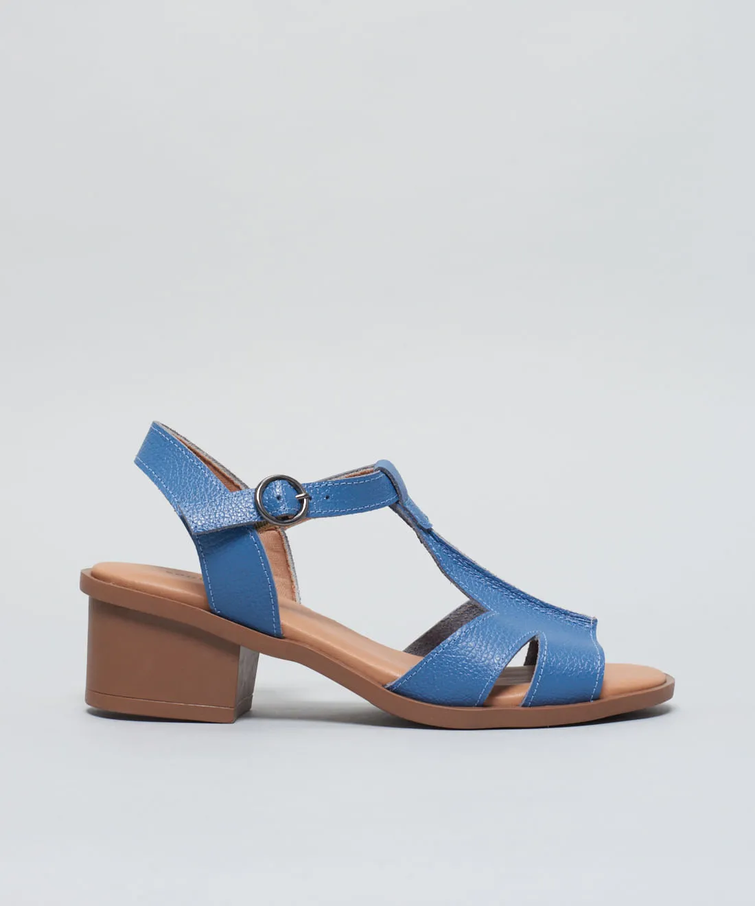 02030324_0464_01-SANDALIA-MEDIA-COURO-IZABEL-1