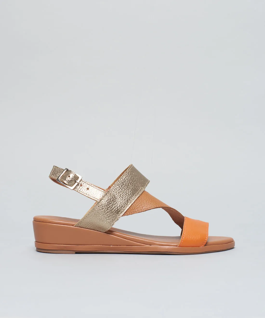 02050472_0007_01-ANABELA-COURO-TIRAS-DEBORA-1