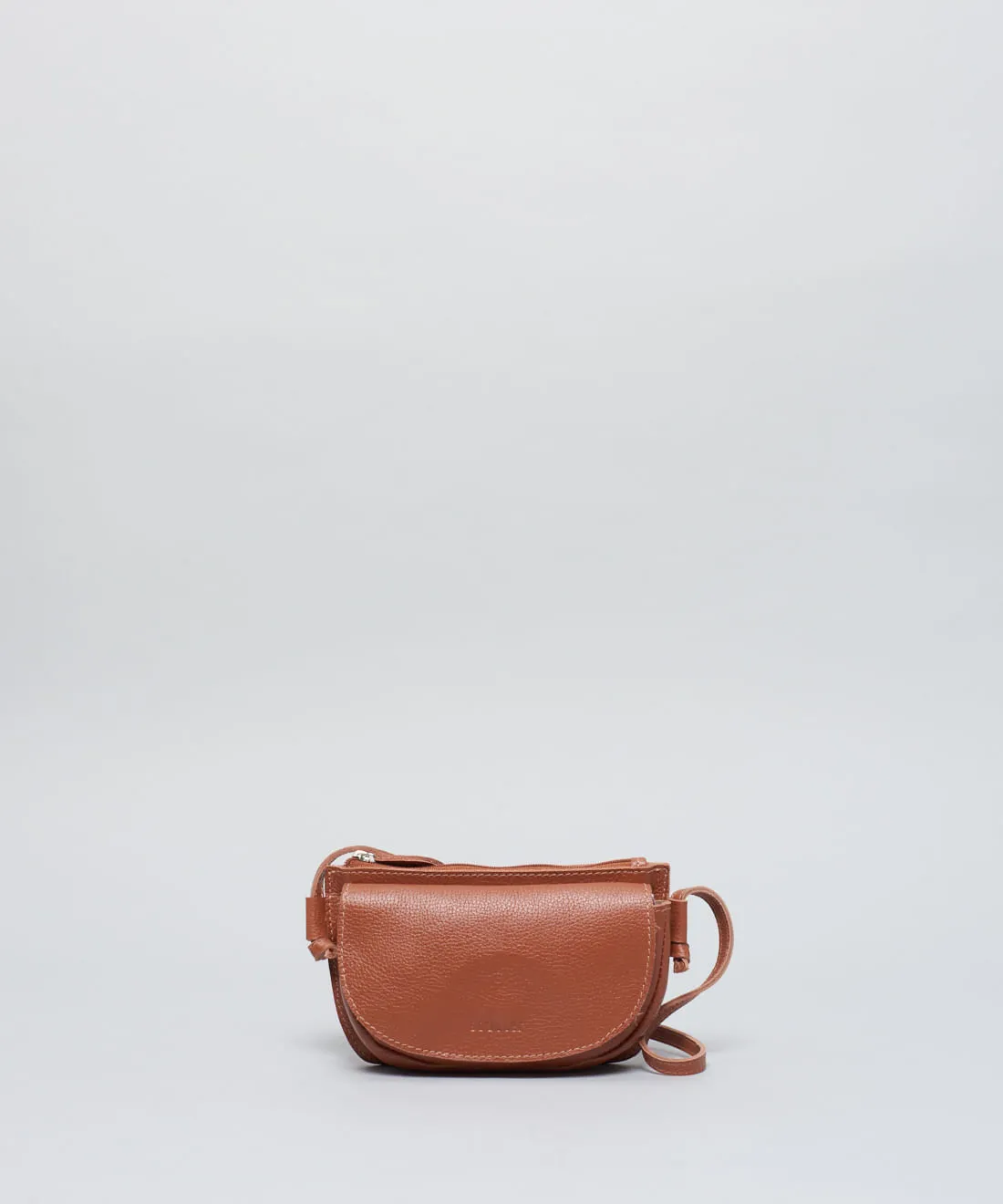 04010190_0519_01-BOLSA-P-COURO-BELLA-1