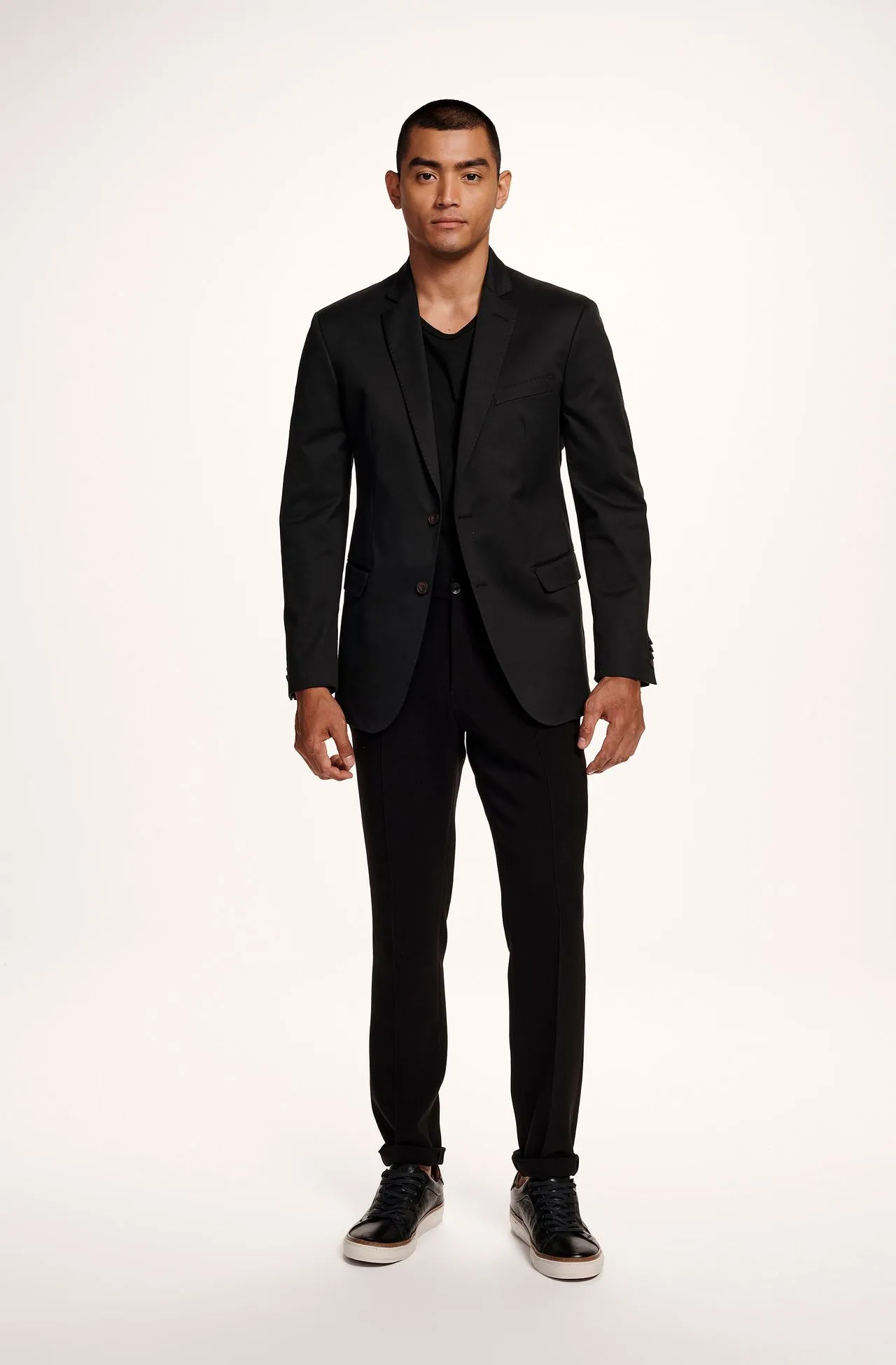 1047EWR02468_987_1-PALETO-2-BOTOES-SARJA-PRETO-DE-ALGODAO-EGIPCIO-COM-ELASTANO-1