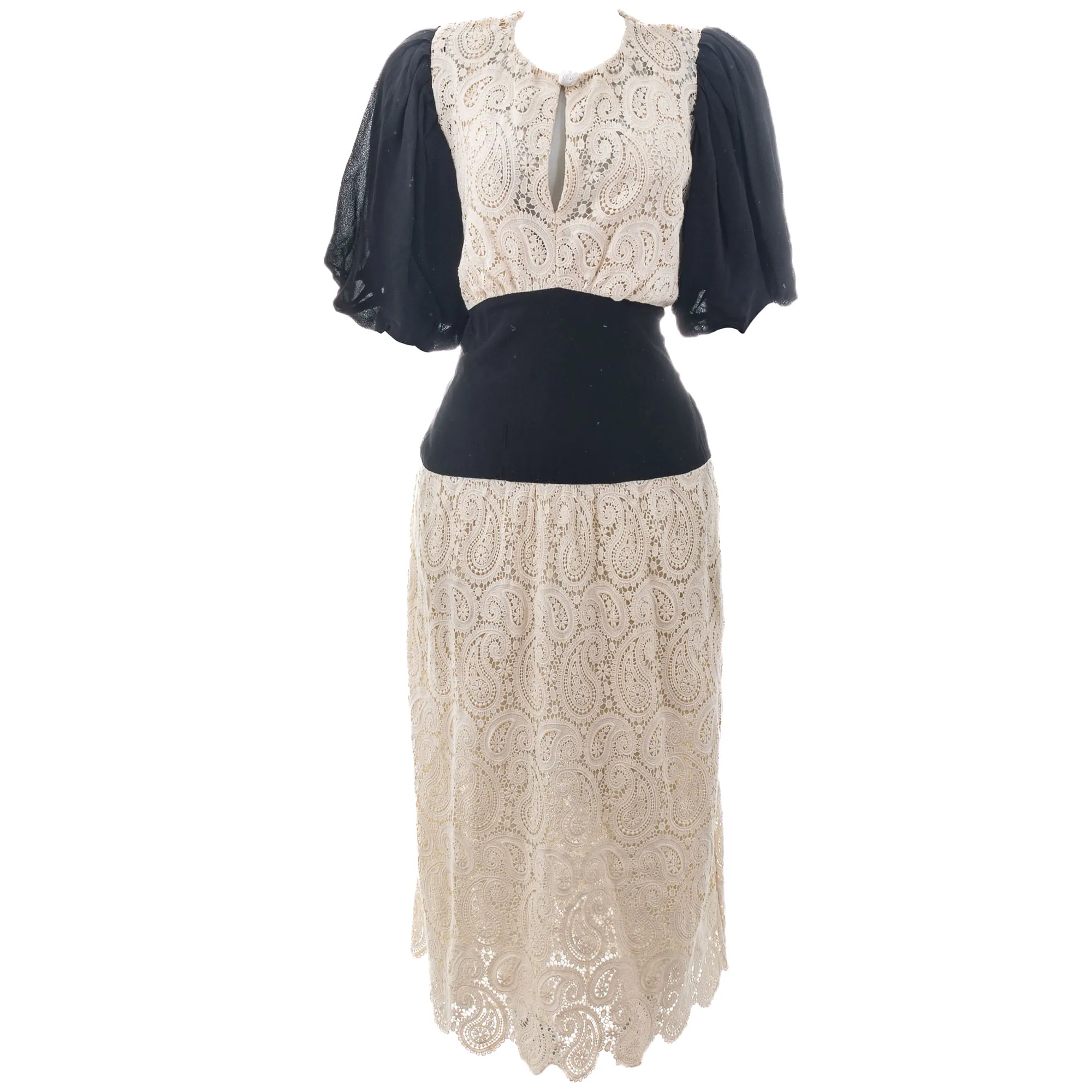 79450-Vestido-Cris-Barros-Renda-Preto-e-Branco-1-1