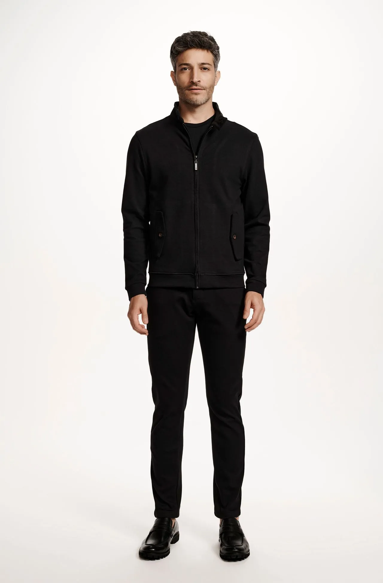 8064MCZ00005_987_1-JAQUETA-MANGA-LONGA-PRETA-1