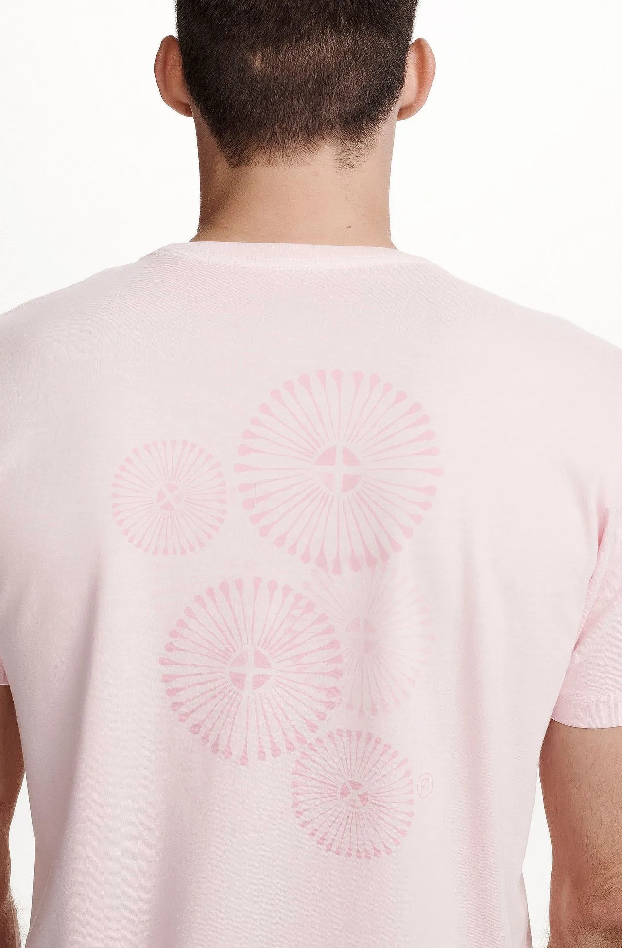 8353CCZ00246_220_1-T-SHIRT-MANGA-CURTA-ESTAMPA-MANDALA-DE-ALGODAO-ROSA-1