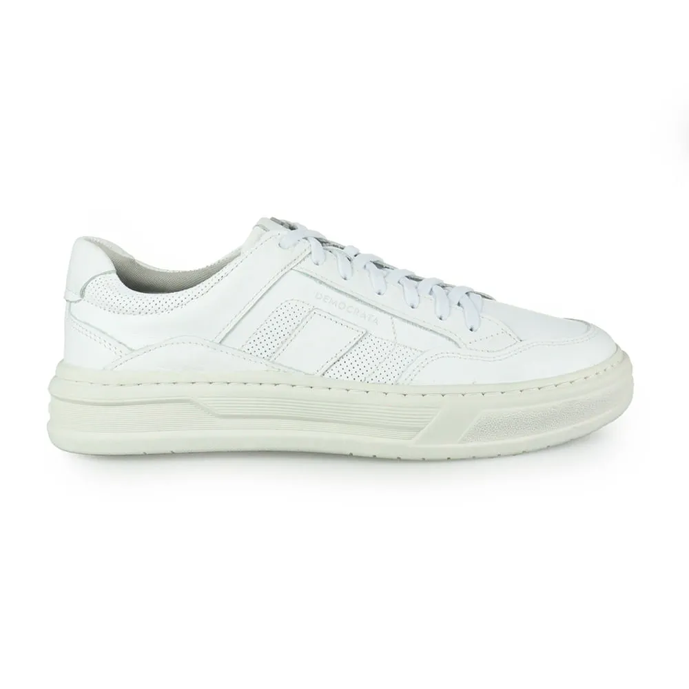 DEMOCRATA-240801-004-Branco-3-1-1