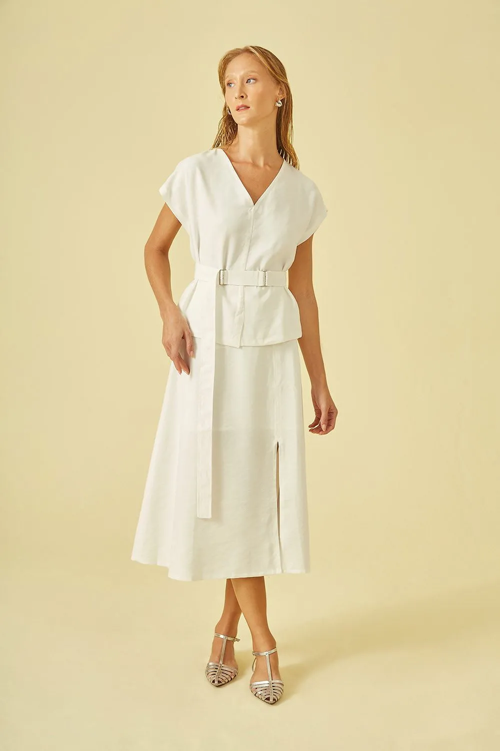 Saia−Midi−Pala−Assimetrica−off-white-1250451-1-1