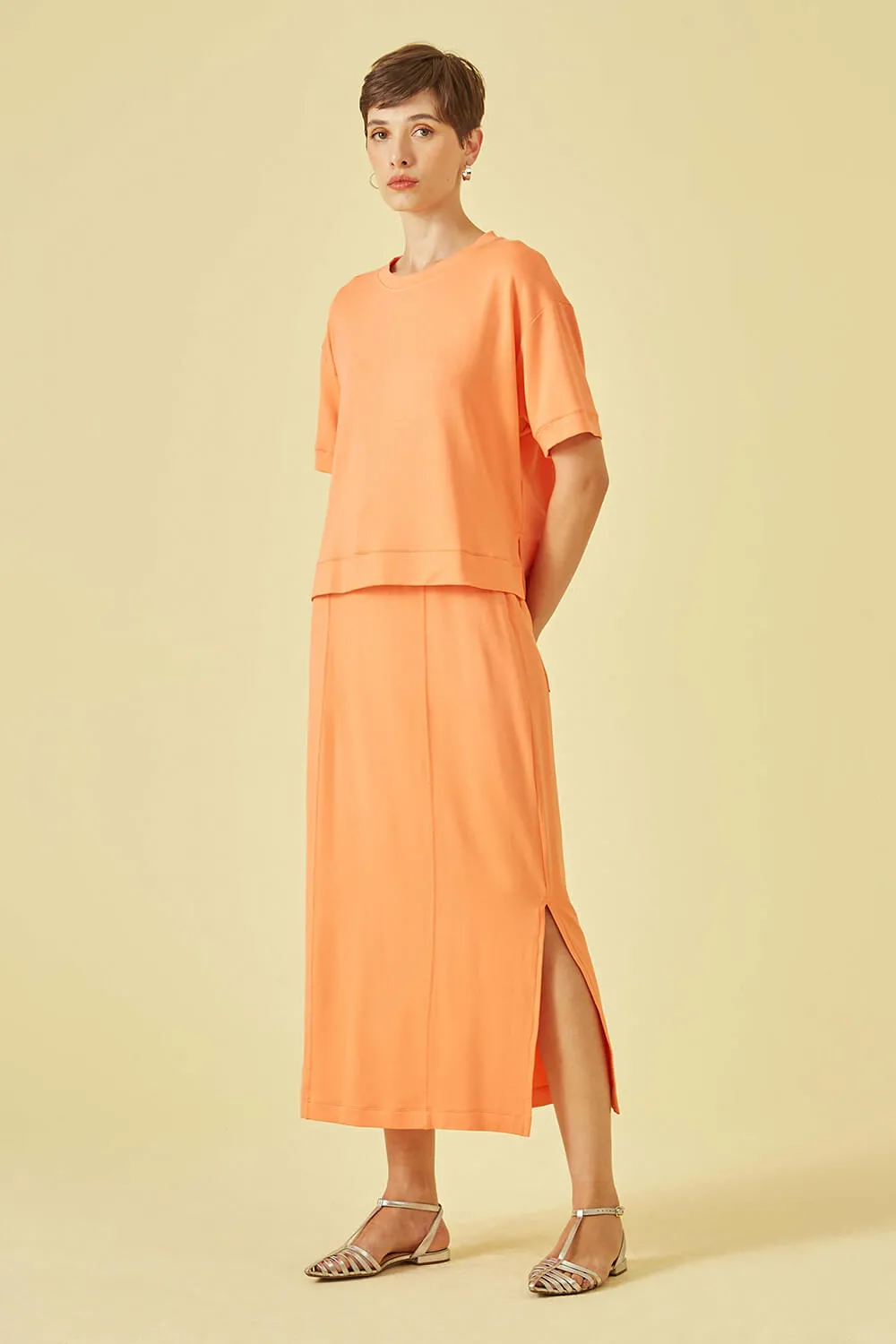 Saia−Reta−Longa−em−Malha−coral-1252191-1-1