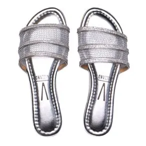 image-5a581dabbb584725baa30f6a18cc507c-1