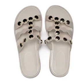 image-bf3a1fcc8f2c4b779e58a896559ee122-1