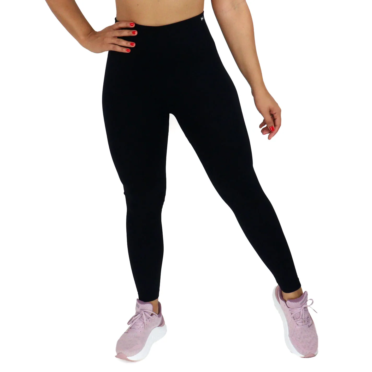 laysamonteiro_cs211057_pret_calca-1